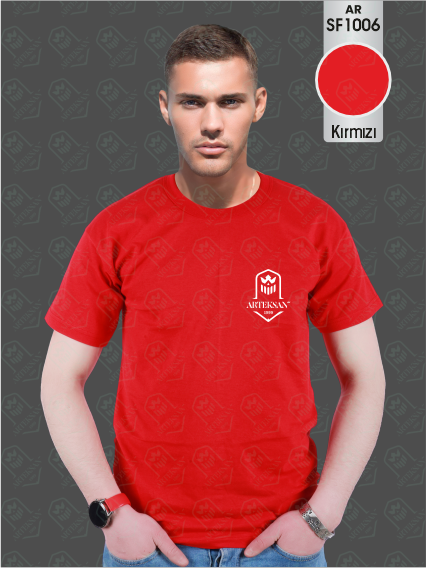 Kırmızı T-Shirt